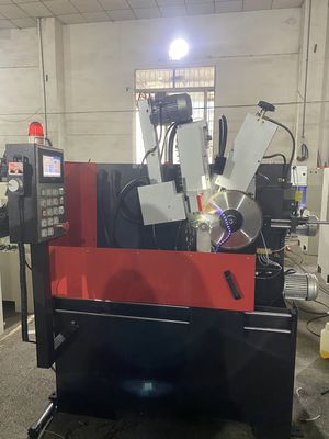 LDX-026A CNC TCT Blade Circular Saw Bagian Depan Dan Bagian Belakang Mesin Penggilingan Sudut Produsen